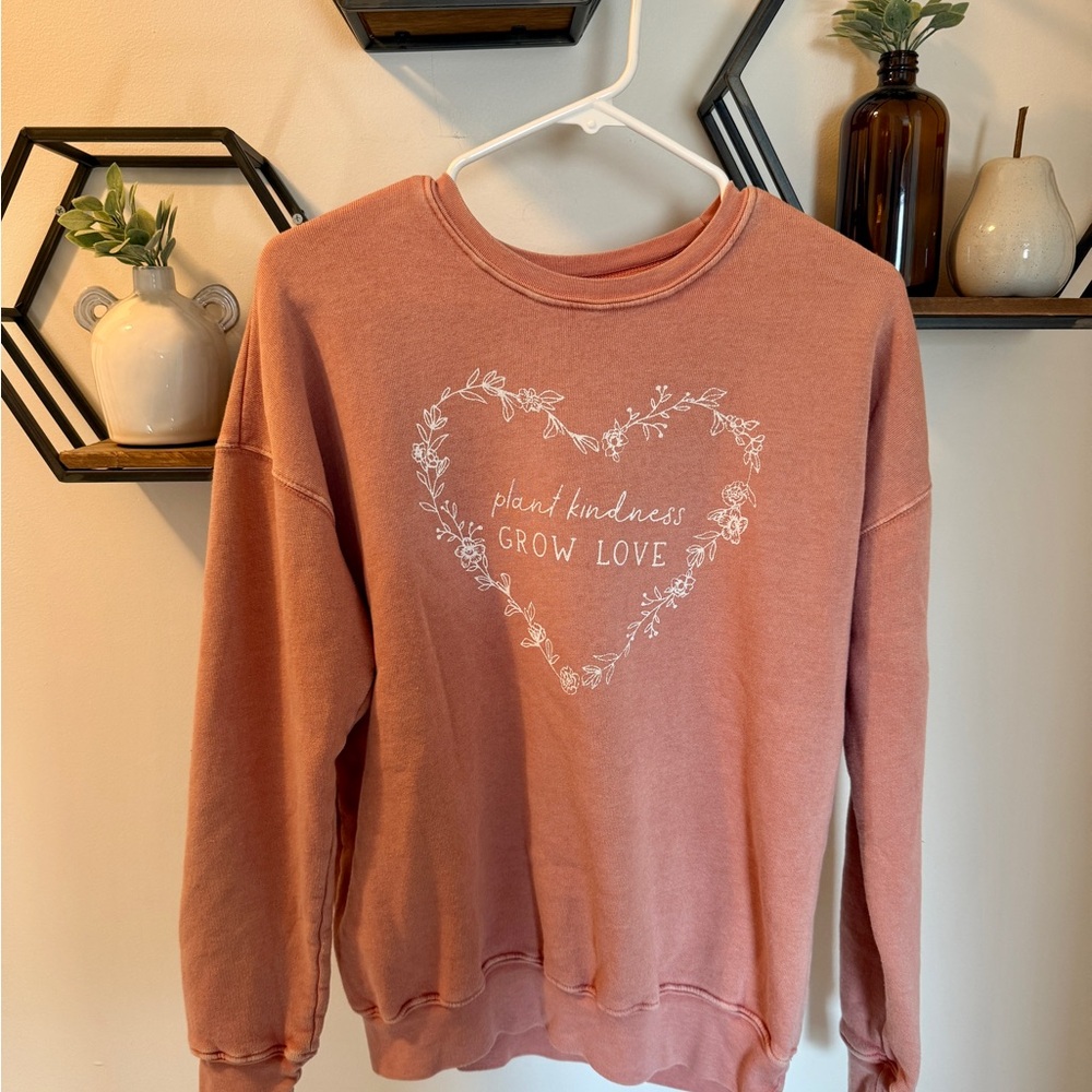 Hrt & Luv Pink Heart Graphic Sweatshirt Sz L